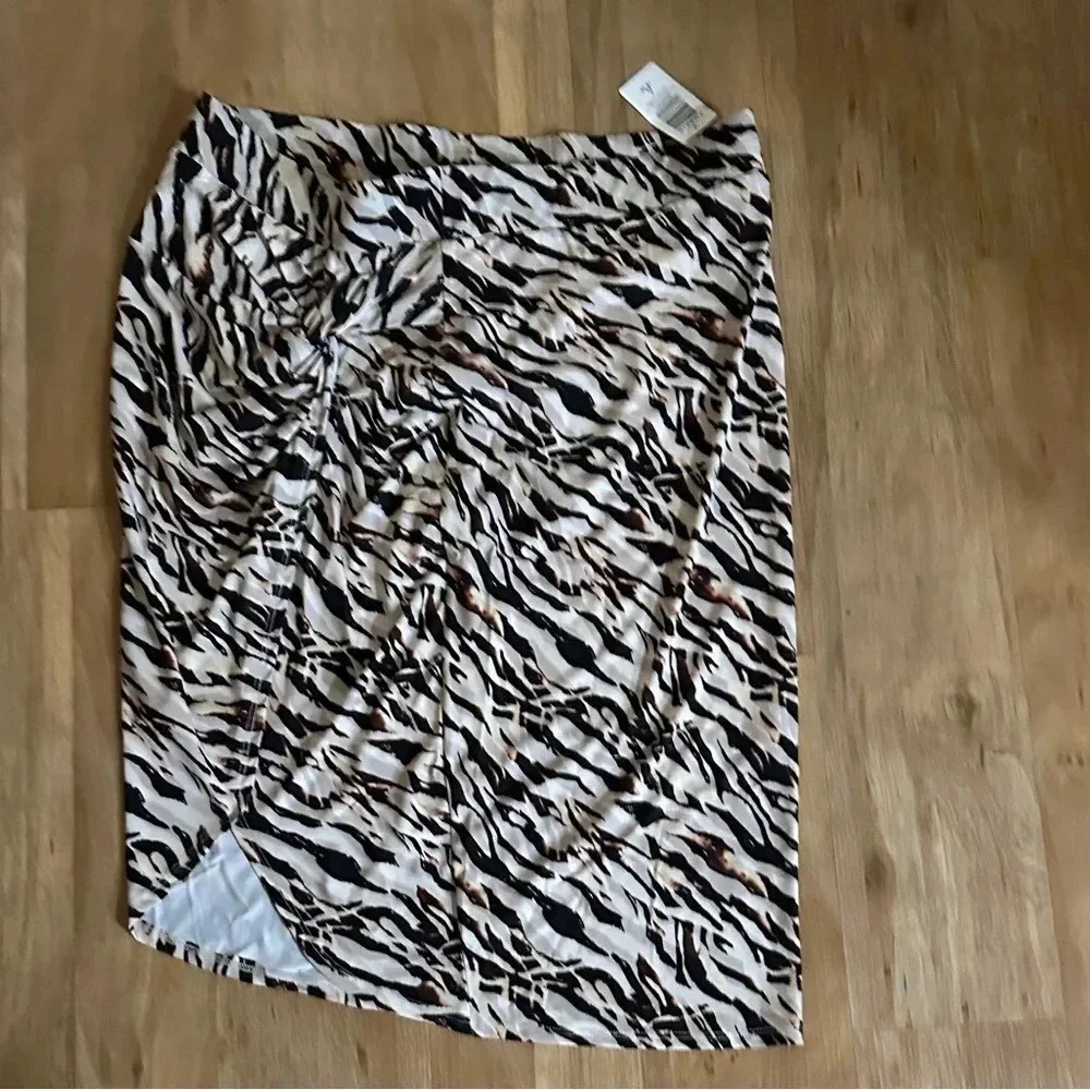 ZEBRA SKIRT TORRID